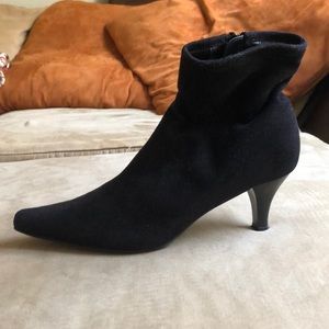 Faux suede heels / Heeled boots